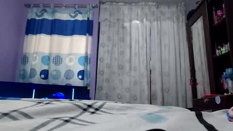 Snapshot of gigixox3 chatting on 4, 10, 2025 gigixox3 online show from 4, 10, 2025