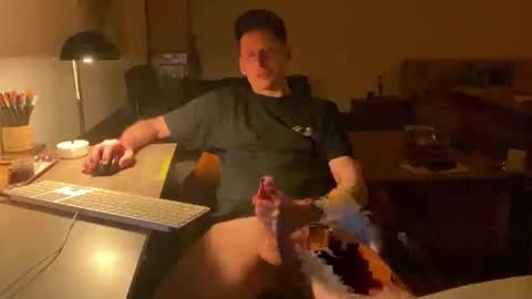 Sebastian online show from 3, 2, 2025