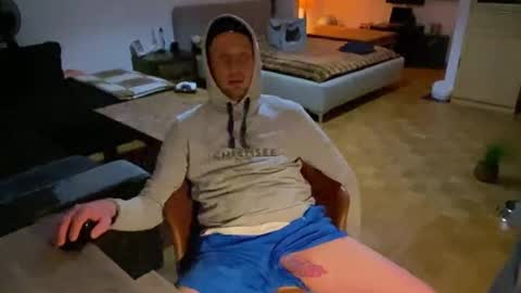 Sebastian online show from 2, 3, 2025