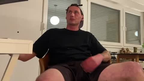 Sebastian online show from 27, 9, 2025