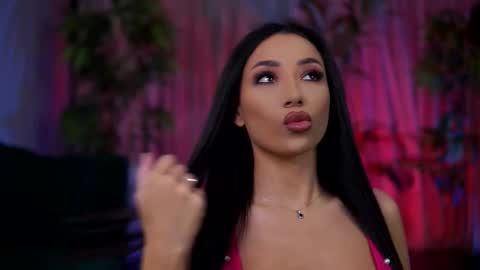 Snapshot of ginavalentinna chatting on 1, 2, 2026 Gina online show from 1, 2, 2026