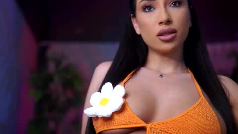 Snapshot of ginavalentinna chatting on 5, 2, 2026 Gina online show from 5, 2, 2026