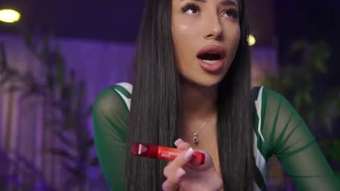 Snapshot of ginavalentinna chatting on 8, 4, 2026 Gina online show from 8, 4, 2026