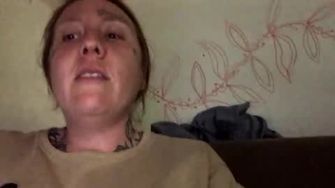 Snapshot of gingerandnatural chatting on 12, 11, 2025 Ginger online show from 12, 11, 2025