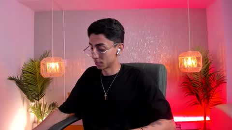 Gio Carangi online show from 8, 3, 2026