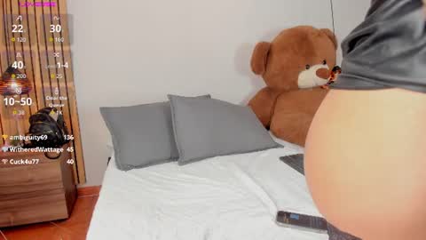 Snapshot of gio_gray chatting on 4, 7, 2026 gio_gray online show from 4, 7, 2026