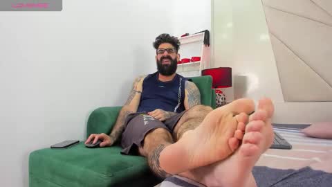 gio_lorenz online show from 4, 11, 2025