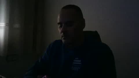 Snapshot of gioshadow chatting on 17, 5, 2026 gioshadow online show from 17, 5, 2026