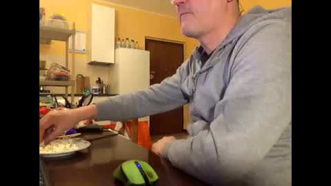 Snapshot of giovanni_1964 chatting on 22, 12, 2024 giovanni_1964 online show from 22, 12, 2024