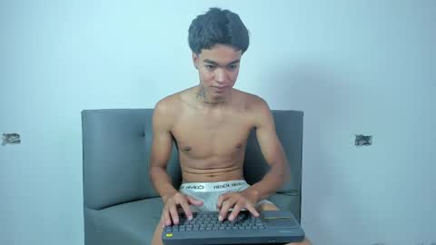 Snapshot of giraldo_giraldo chatting on 2, 1, 2025 Giraldo online show from 2, 1, 2025