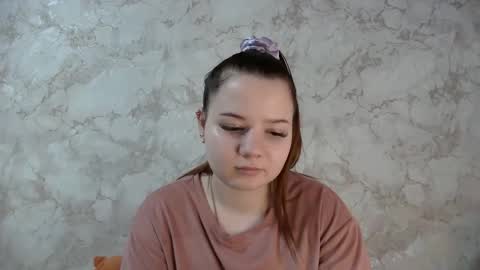 girl_cute07 online show from 19, 3, 2026