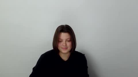 Snapshot of girl_leya chatting on 20, 11, 2025 girl_leya online show from 20, 11, 2025