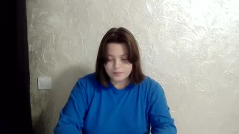 Snapshot of girl_leya chatting on 5, 1, 2026 girl_leya online show from 5, 1, 2026