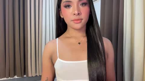 queen ronna online show from 6, 4, 2026