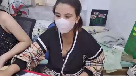 Snapshot of girlhanoi chatting on 3, 10, 2025 girlhanoi online show from 3, 10, 2025