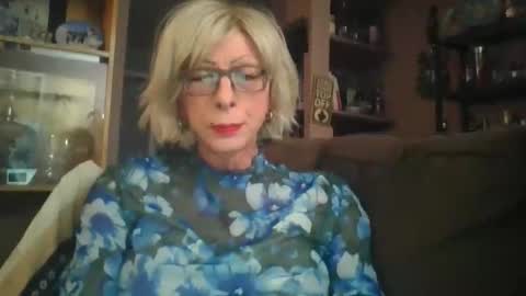 Snapshot of girlinrock chatting on 1, 2, 2026 Girlinrock online show from 1, 2, 2026