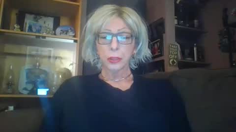 Snapshot of girlinrock chatting on 16, 2, 2026 Girlinrock online show from 16, 2, 2026