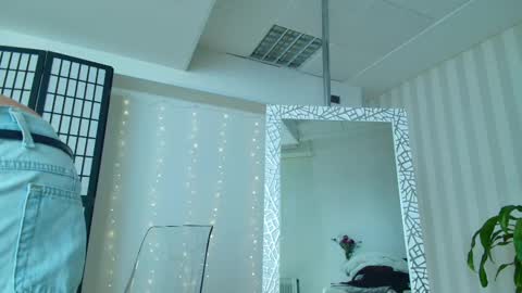 Hanna online show from 19, 2, 2025