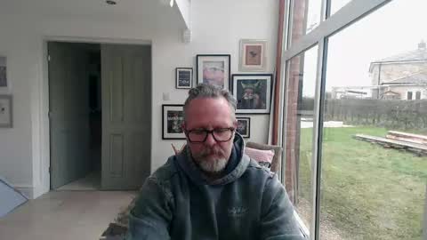 girlsandbikes online show from 2, 2, 2026