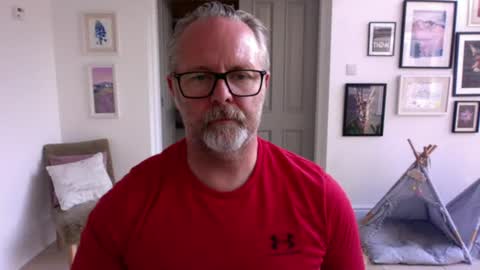 Snapshot of girlsandbikes chatting on 4, 8, 2026 girlsandbikes online show from 4, 8, 2026