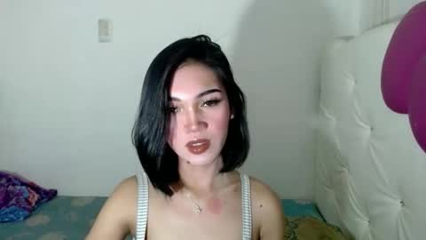 Snapshot of girlthatyouwantxx chatting on 10, 9, 2025 Divine online show from 10, 9, 2025