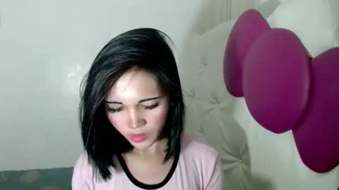 Snapshot of girlthatyouwantxx chatting on 11, 10, 2025 Divine online show from 11, 10, 2025