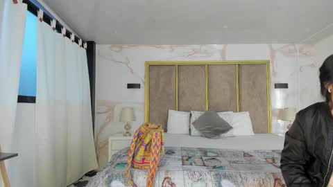     online show from 16, 11, 2025