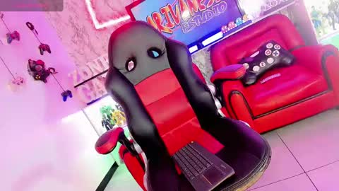 Gisel online show from 7, 2, 2025