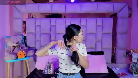 gisell_squirt online show from 19, 1, 2026