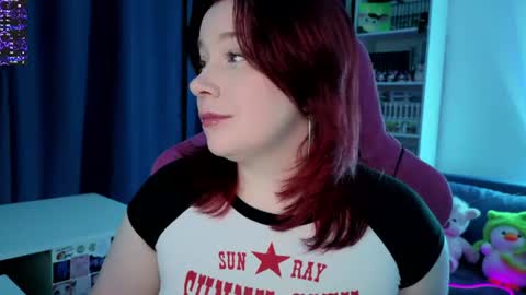Snapshot of gitera_ chatting on 15, 7, 2026 AlexaMillis online show from 15, 7, 2026