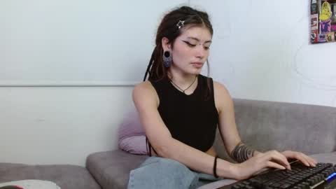 Snapshot of giulietta_mon chatting on 28, 5, 2026 Giulietta online show from 28, 5, 2026