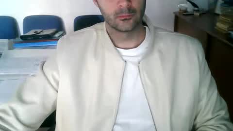 Snapshot of giuseppevai1 chatting on 18, 4, 2026 giuseppevai1 online show from 18, 4, 2026