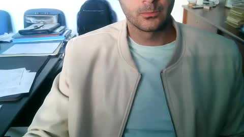 Snapshot of giuseppevai1 chatting on 28, 4, 2026 giuseppevai1 online show from 28, 4, 2026