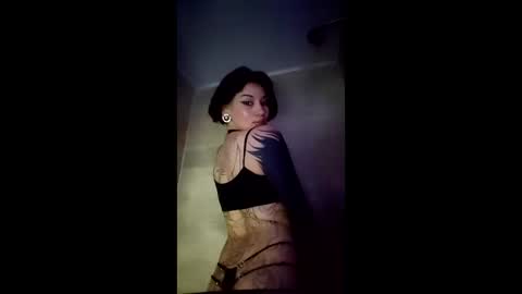 Snapshot of give_me_orgasms chatting on 1, 6, 2026 Nice to meet you my name is Heyli online show from 1, 6, 2026