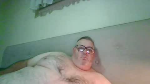 Snapshot of gixxer06 chatting on 23, 5, 2026 bi Gixxer online show from 23, 5, 2026