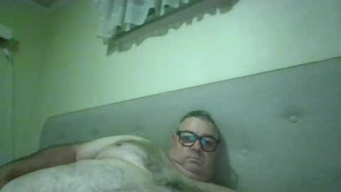 Snapshot of gixxer06 chatting on 17, 6, 2026 bi Gixxer online show from 17, 6, 2026