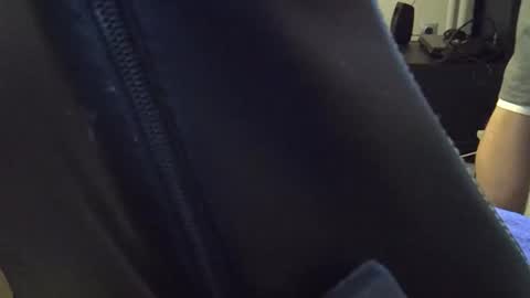 Snapshot of gk1978768629 chatting on 21, 2, 2025 big cock baby online show from 21, 2, 2025