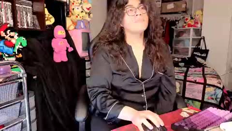 Snapshot of glaceon9 chatting on 23, 6, 2026 glaceon9 online show from 23, 6, 2026