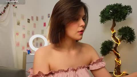 Snapshot of gladysacreman chatting on 10, 3, 2025 Michelle online show from 10, 3, 2025