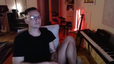 Snapshot of gldnec chatting on 2, 8, 2026 gldnec online show from 2, 8, 2026
