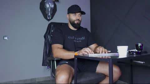 Snapshot of glennmasters chatting on 13, 9, 2025 Matthew .. for short call me Matt online show from 13, 9, 2025