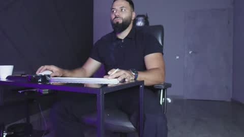 Snapshot of glennmasters chatting on 30, 9, 2025 Matthew .. for short call me Matt online show from 30, 9, 2025