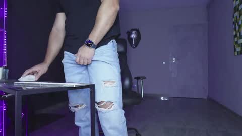 Matthew .. for short call me Matt online show from 21, 12, 2025