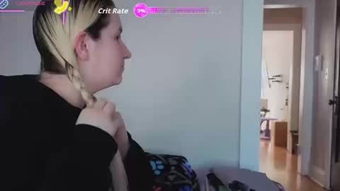Snapshot of glitchwitch chatting on 12, 10, 2025 Glitch online show from 12, 10, 2025