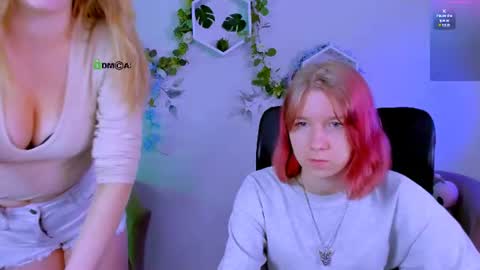 Snapshot of gloria_bubble chatting on 10, 7, 2026 your dream online show from 10, 7, 2026