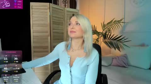 Snapshot of gloria_lovely chatting on 4, 3, 2025 Gloria online show from 4, 3, 2025