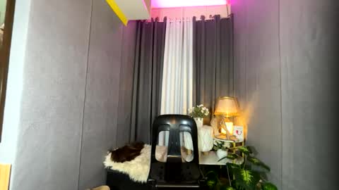 shy online show from 28, 3, 2026