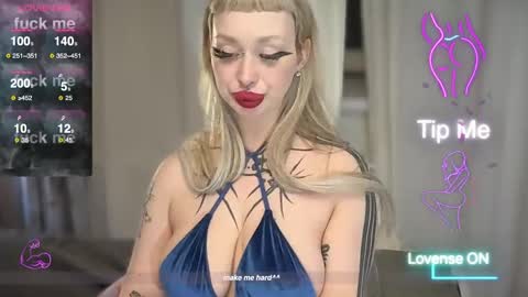 Snapshot of gloryaaaa chatting on 24, 4, 2026 I want to make you happy and lovense online show from 24, 4, 2026