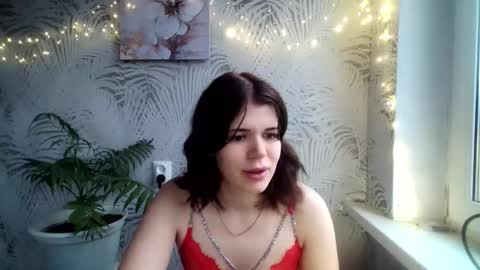 Snapshot of glossy_girl_1 chatting on 15, 11, 2025 Roxy online show from 15, 11, 2025