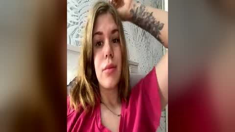 Snapshot of glossy_girl_1 chatting on 28, 6, 2026 Roxy online show from 28, 6, 2026